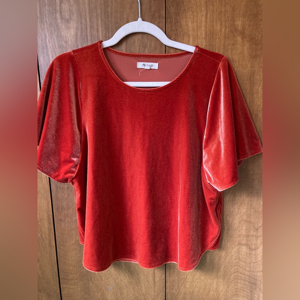 Madewell Crinkle Velvet Flutter Sleeve Short Sleeve Top